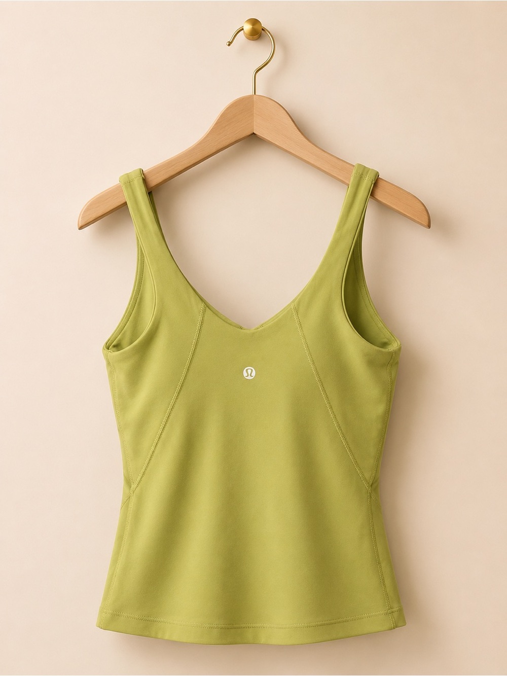 Lululemon sports bra,l/tank top gorgeous, great condition!🌸🌸✨✨✨